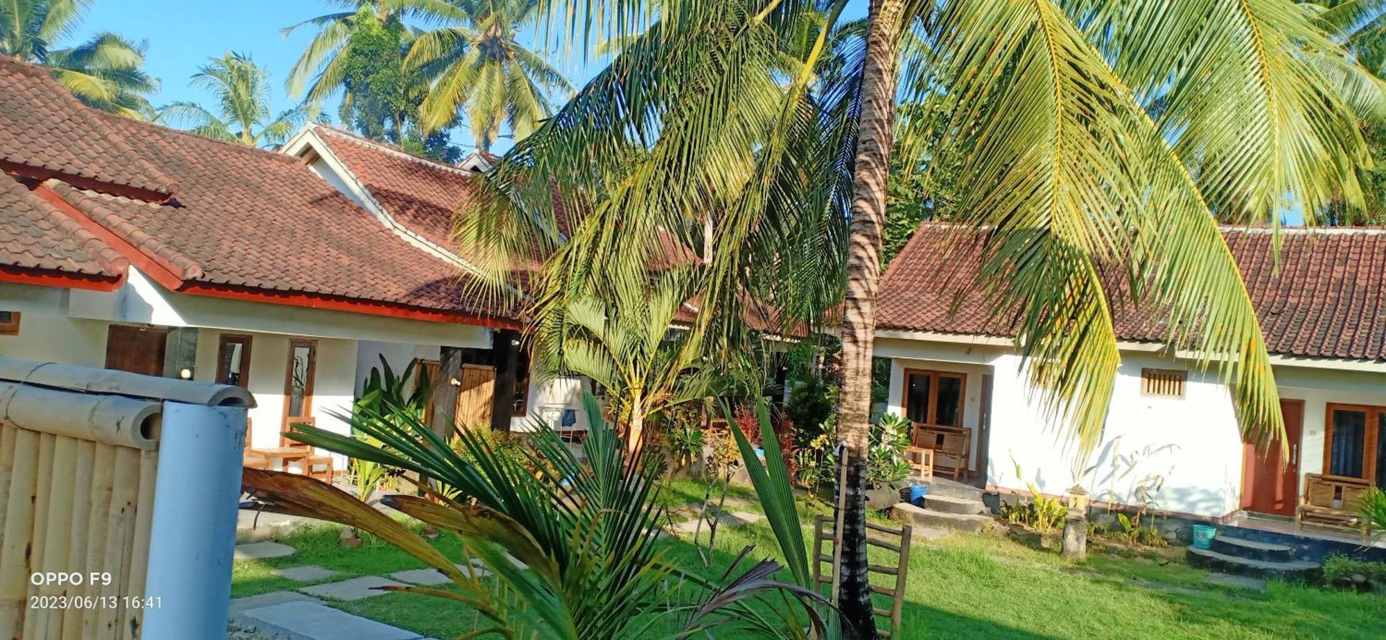 Dewi Garden Guesthouse Kuta  Luaran gambar