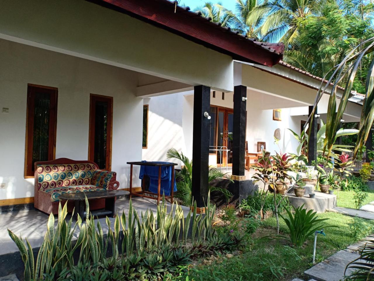 Dewi Garden Guesthouse Kuta  Luaran gambar